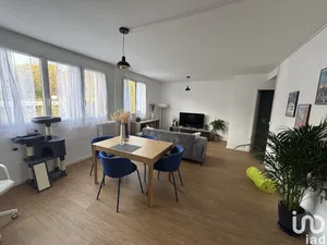Apartment at MAISONS-ALFORT (94700)