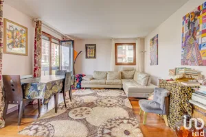 Apartment at ISSY-LES-MOULINEAUX (92130)
