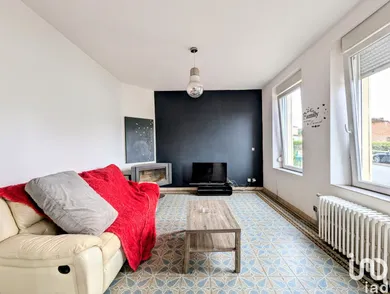 House in ROCQUIGNY (02260)