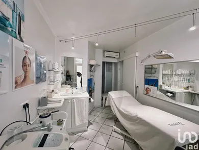 Boutique/Local commercial à SANARY-SUR-MER (83110) — 2/4