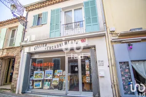 Murs commerciaux  à FRÉJUS (83600)