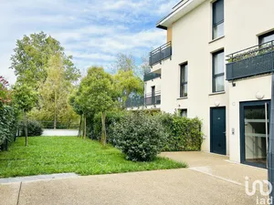 Apartment at BOIS-D'ARCY (78390)