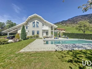 Maison à VIUZ-EN-SALLAZ (74250)