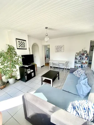 Appartement à AIX-EN-PROVENCE (13090)