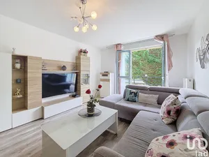 Apartment in CHAMPS-SUR-MARNE (77420)