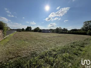 Terrain à NIEUIL (16270)