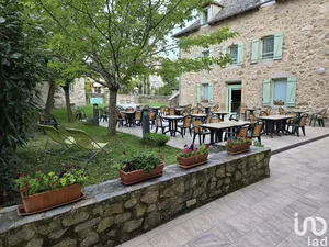 Hotel restaurant in SAINT-ANDRÉ-DE-NAJAC (12270)