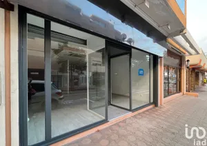 Commercial at LE LAVANDOU (83980)