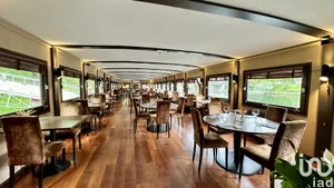 Commercial walls at BESANÇON (25000)