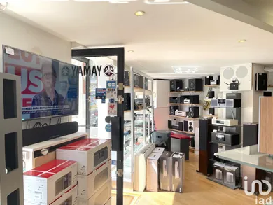 Commercial at PARIS (75015) — 9/18