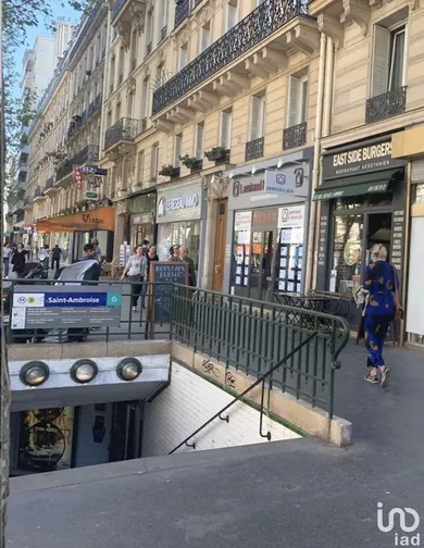 Commercial at PARIS (75011)