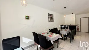 Restaurant à ROBION (84440)