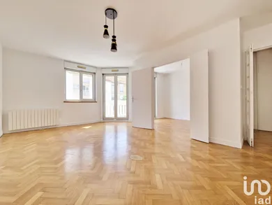Apartment in SAINT-MANDÉ (94160)