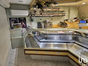 Commercial at HUISSEAU-SUR-MAUVES (45130)