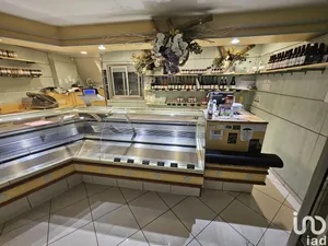 Commercial at HUISSEAU-SUR-MAUVES (45130)