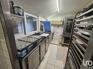 Commercial at HUISSEAU-SUR-MAUVES (45130)