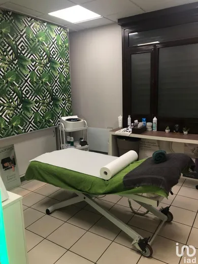 Boutique/Local commercial à MONTGERON (91230) — 4/9