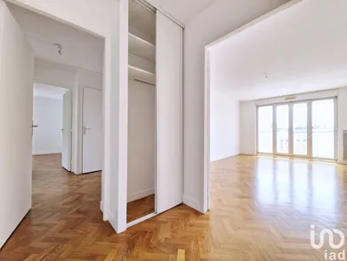 Appartement à SAINT-MANDÉ (94160)