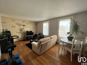 Appartement à MONTIGNY-LE-BRETONNEUX (78180)