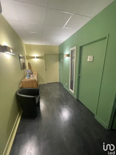 Commercial walls at ROANNE (42300)