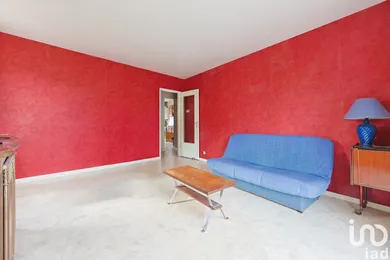 Appartement à SAINT-THIBAULT-DES-VIGNES (77400)