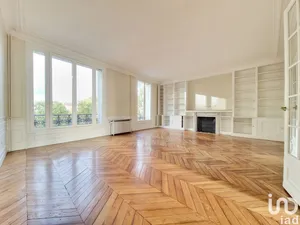 Apartment in PARIS (75014)