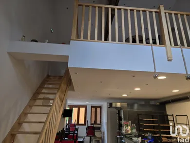 Commercial at COUZE-ET-SAINT-FRONT (24150)