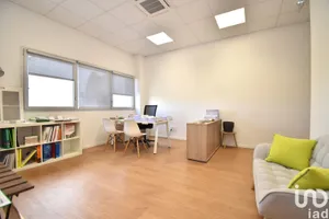 Office at CUGNAUX (31270)