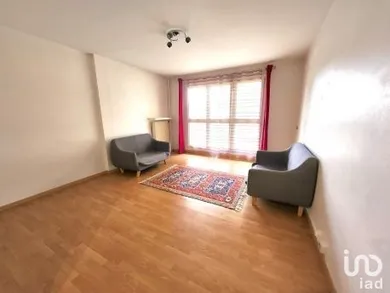 Local d’activité à VERNEUIL-SUR-SEINE (78480) — 3/10