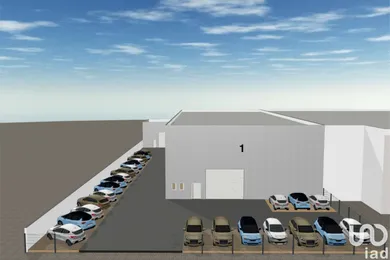 Hangar à ORANGE (84100)