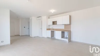 Appartement à SAUVIAN (34410)