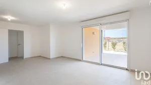 Apartment in SAUVIAN (34410)