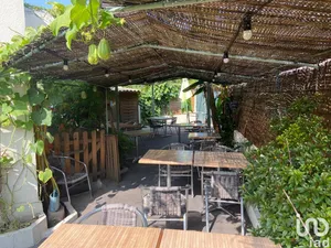 Commercial walls at TOURS (37000)