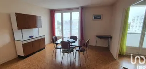 Appartement à REZÉ (44400)