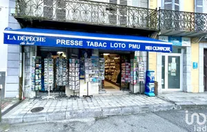 Tobacco shop at ASPET (31160)