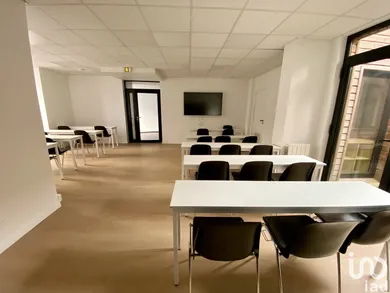 Business asset at LILLE (59000)