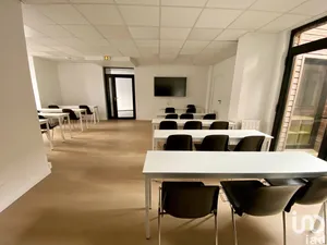 Business asset at LILLE (59000)