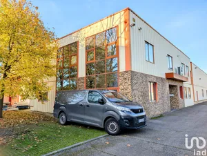 Commercial walls at ACHÈRES (78260)