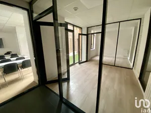 Business asset at LILLE (59000)