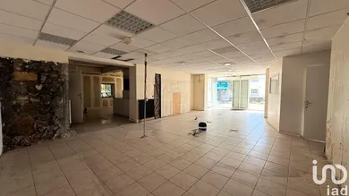 Commercial walls in NOYAREY (38360)