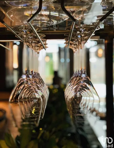 Restaurant à SURESNES (92150)