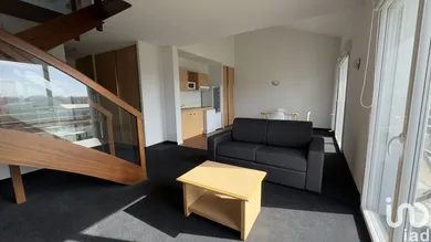 Appartement à LA HAIE-FOUASSIÈRE (44690)