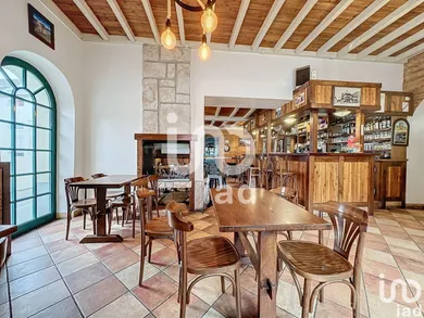 Murs commerciaux à SAINTE-MARIE-DE-CAMPAN (65710)