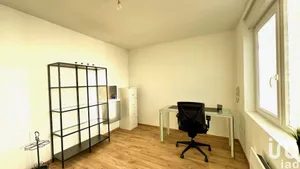 Office at CAMPHIN-EN-CAREMBAULT (59133)