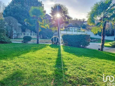 House at LOUVECIENNES (78430)