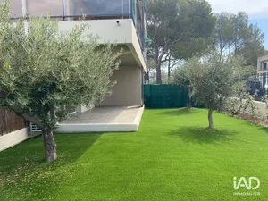Appartement à SAINT-RAPHAËL (83700)