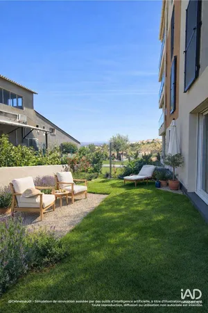 Appartement à SAINT-RAPHAËL (83700)