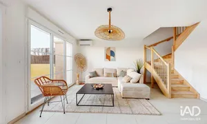 Maison à LA GARDE-FREINET (83680)