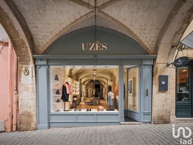 Lease-hold at UZÈS (30700)
