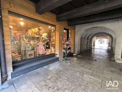 Lease-hold in UZÈS (30700)